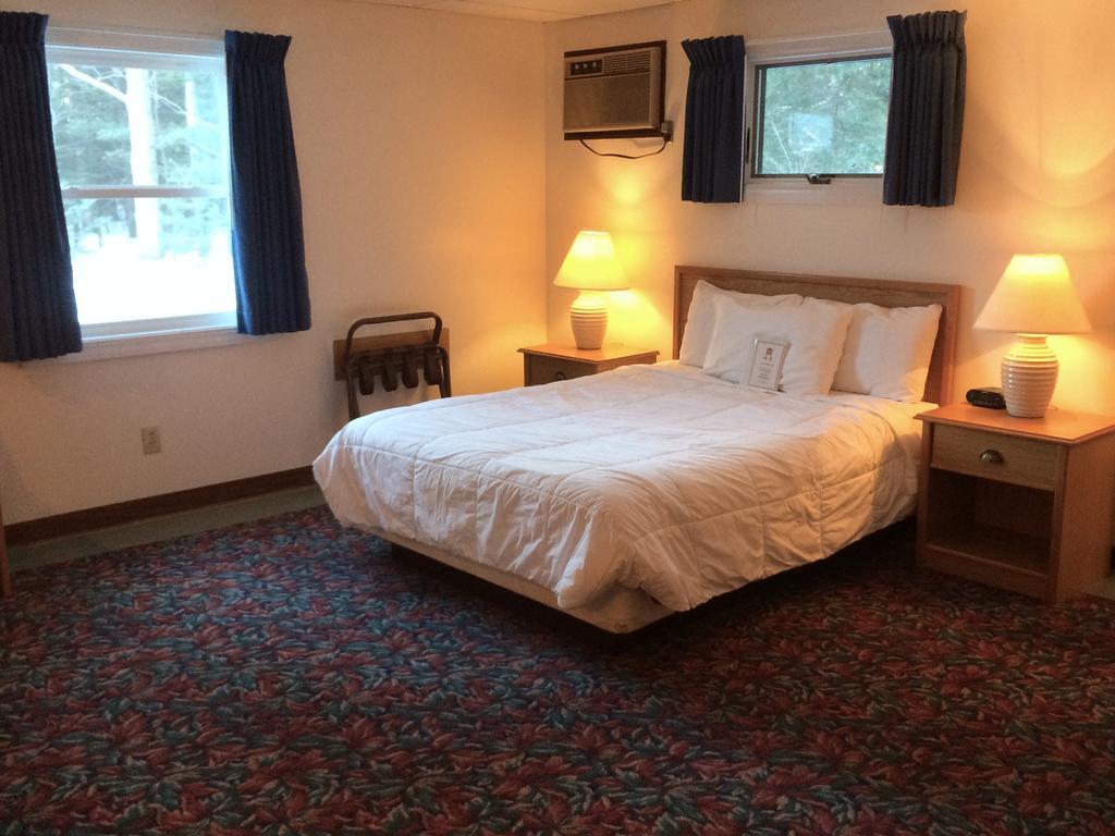 Cedar Motor Inn Μαρκέτ Δωμάτιο φωτογραφία