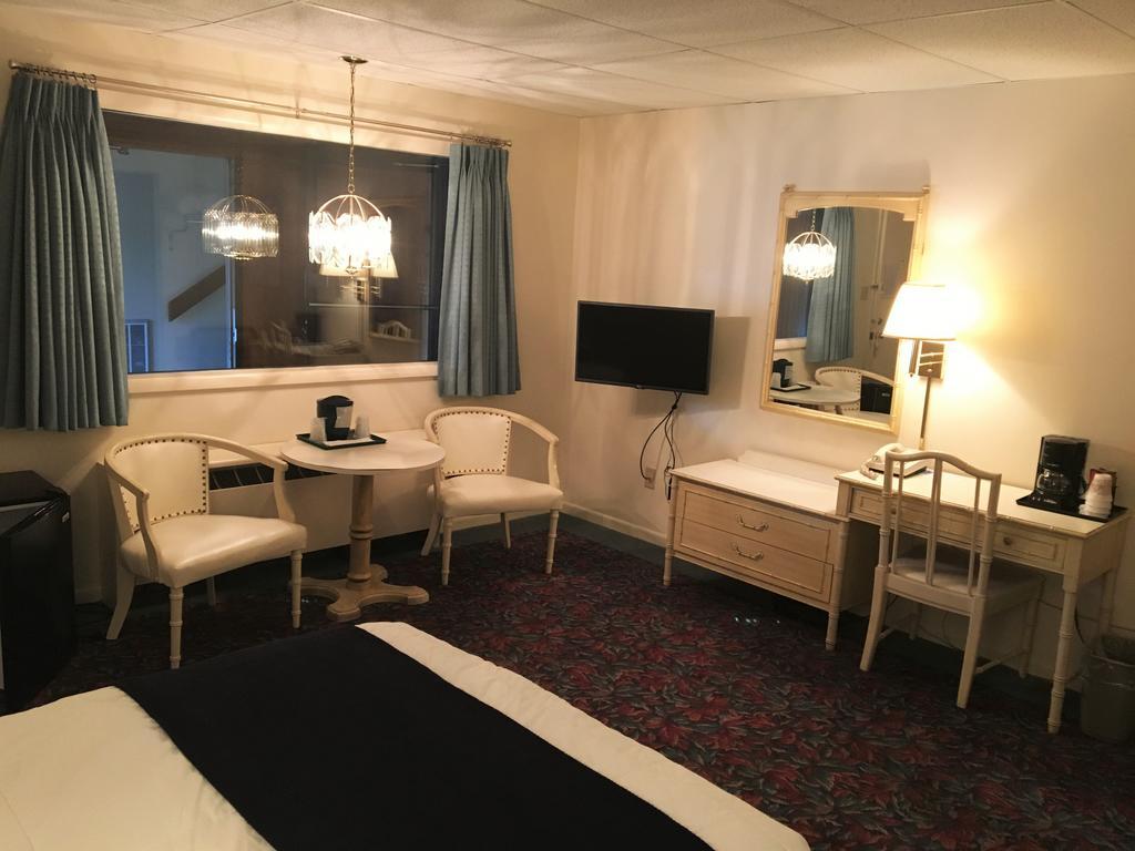 Cedar Motor Inn Μαρκέτ Εξωτερικό φωτογραφία
