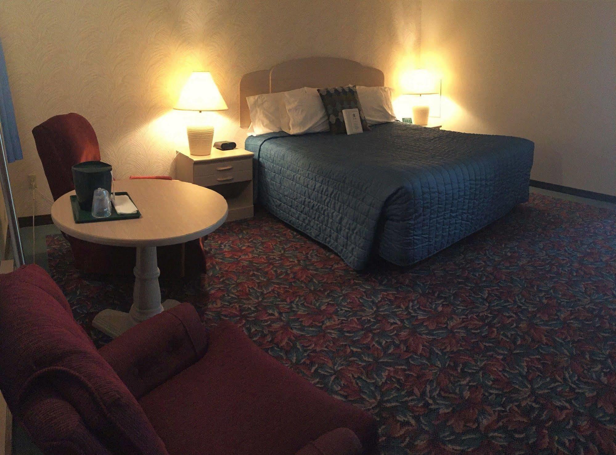Cedar Motor Inn Μαρκέτ Εξωτερικό φωτογραφία