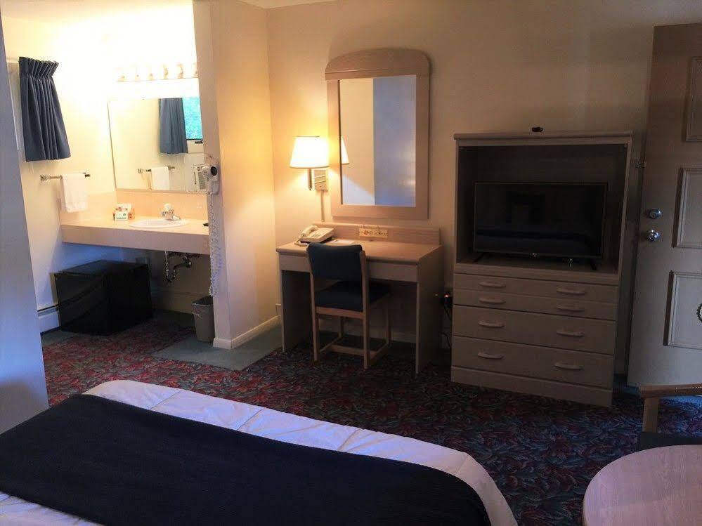 Cedar Motor Inn Μαρκέτ Εξωτερικό φωτογραφία