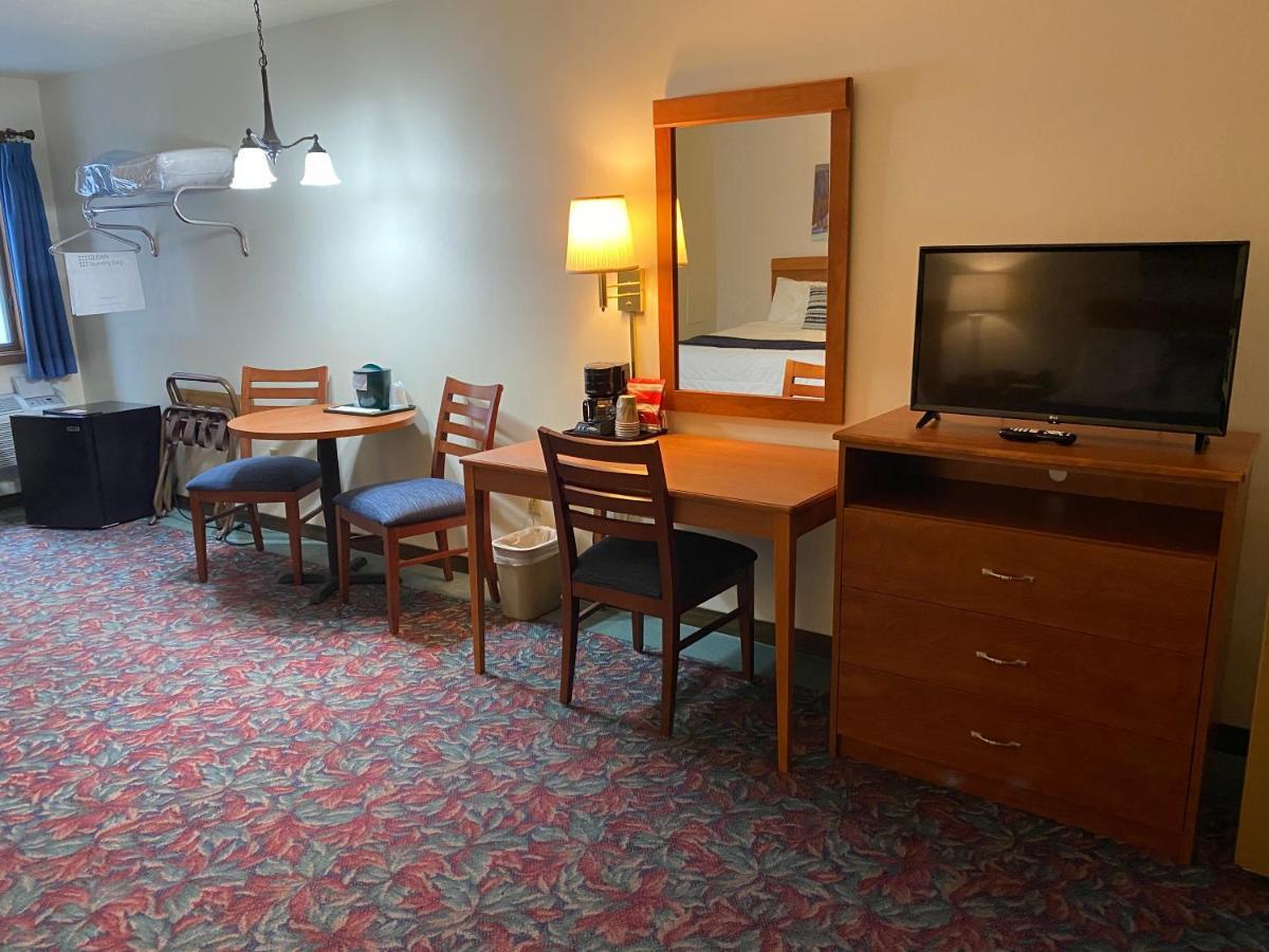 Cedar Motor Inn Μαρκέτ Εξωτερικό φωτογραφία