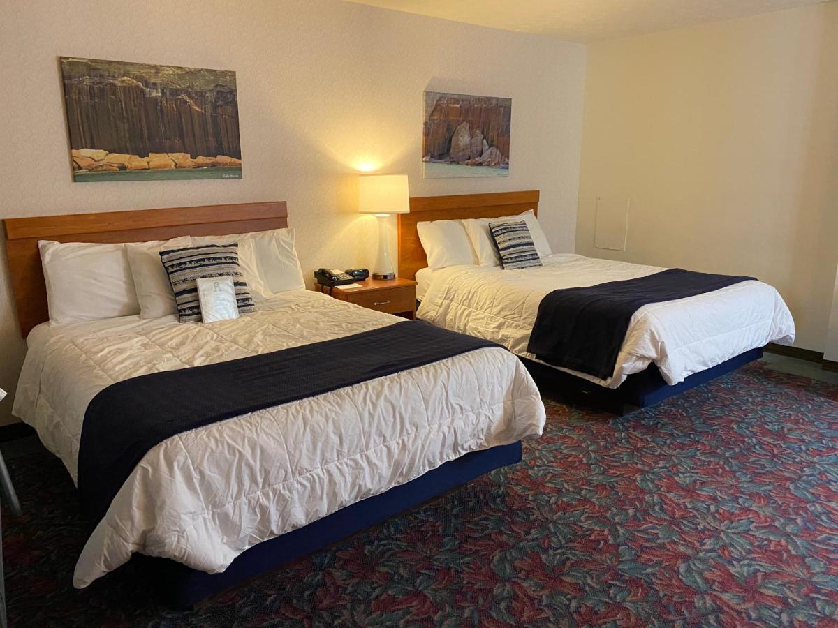 Cedar Motor Inn Μαρκέτ Εξωτερικό φωτογραφία